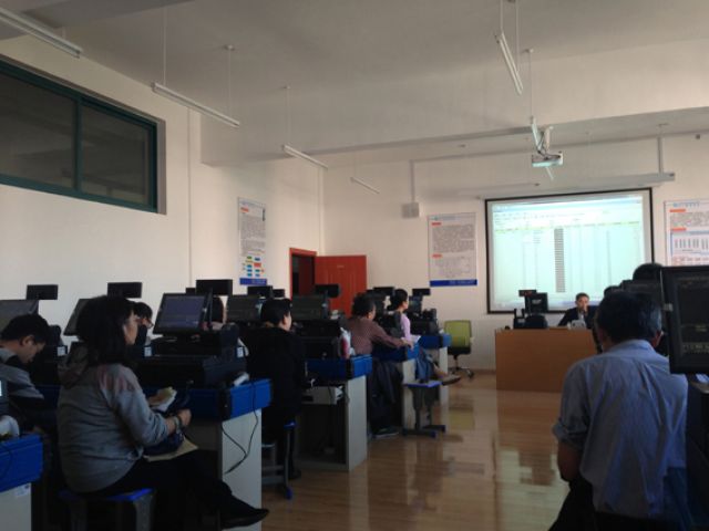 祝賀我司又一新作--金華廣播電視大學(xué)財(cái)經(jīng)專業(yè)POS收銀實(shí)訓(xùn)室完美交付.